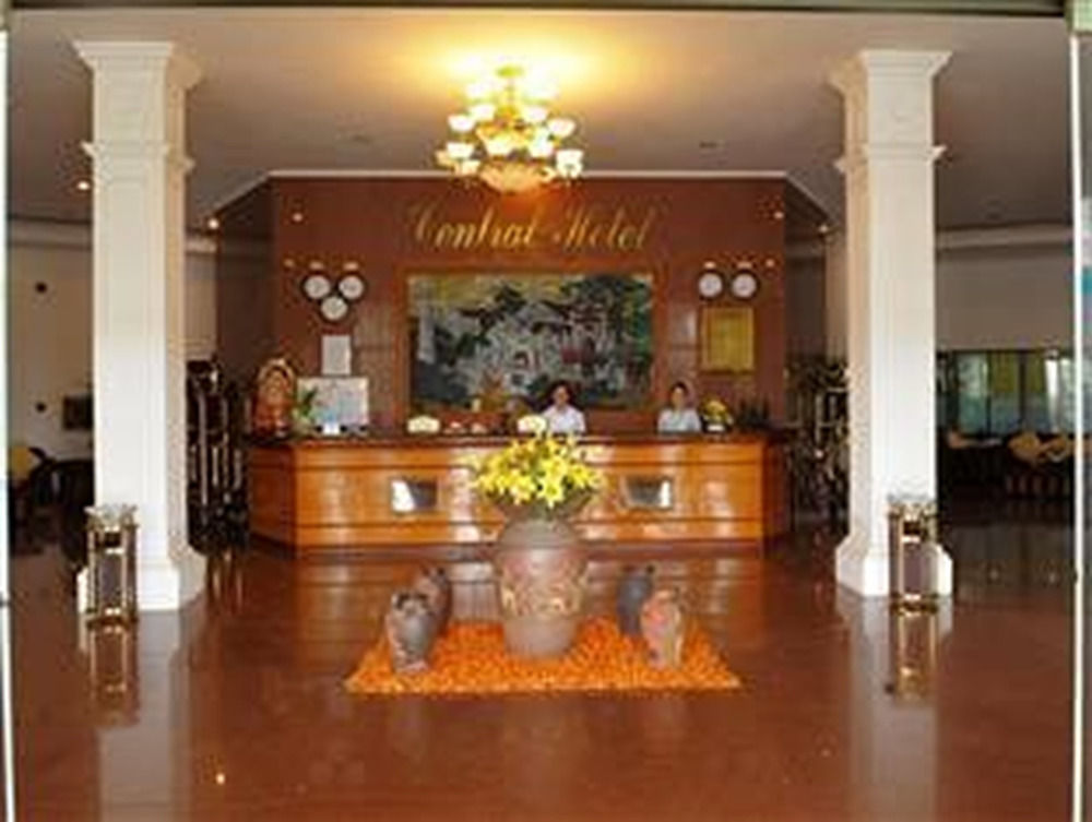 Central Hotel Куангнгай Экстерьер фото